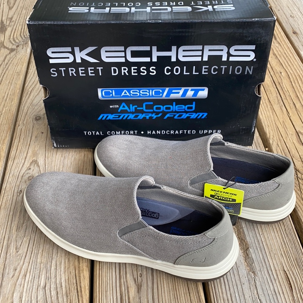 Skechers Street Dress Loafers Air-Cooled Foam